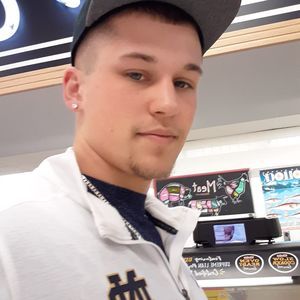 Meet your Posher, Jay